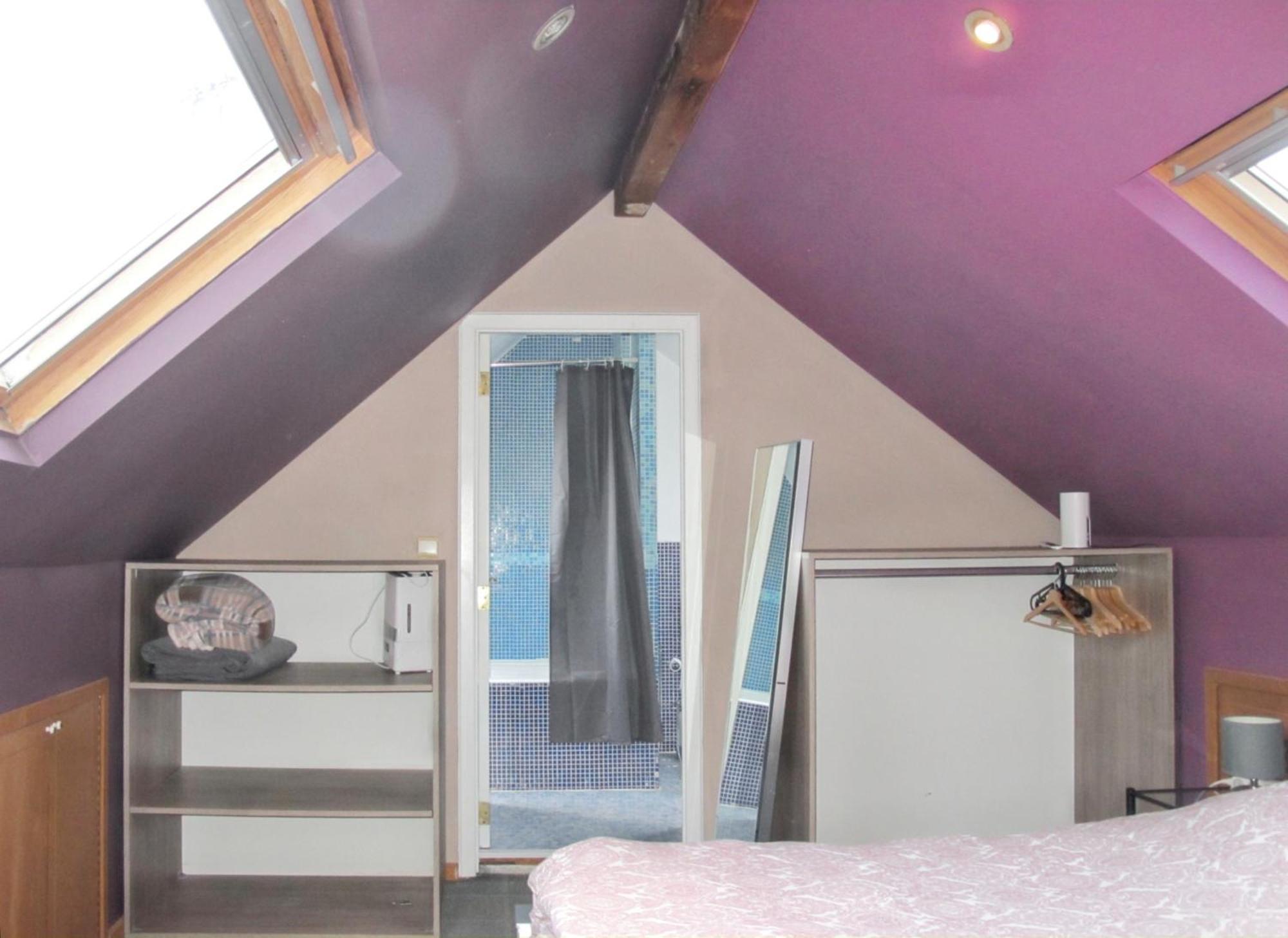 Spacious With View In 100 M² + Terrace